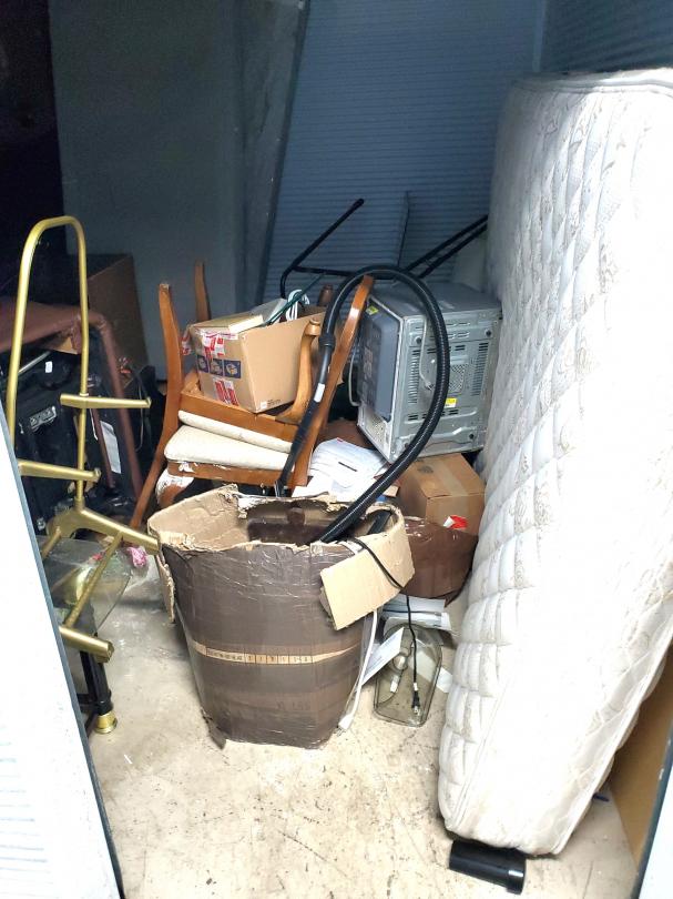 Storage Unit Auction in Lansing, MI at Red Dot Storage 103 ends on 4th